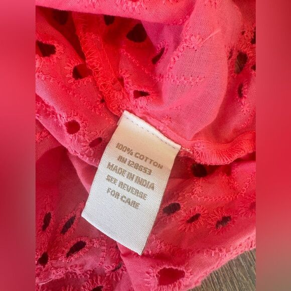 Pink eyelet on/off shoulder shirt. Xl. So cute!!💗💗 - Picture 8 of 8